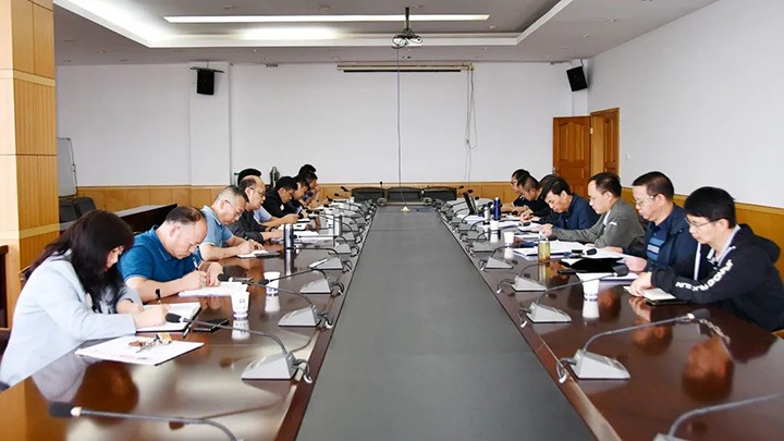 云煤（esball世博）集团党委副书记、副董事长、总司理高建嵩一行到云维集团督导调研