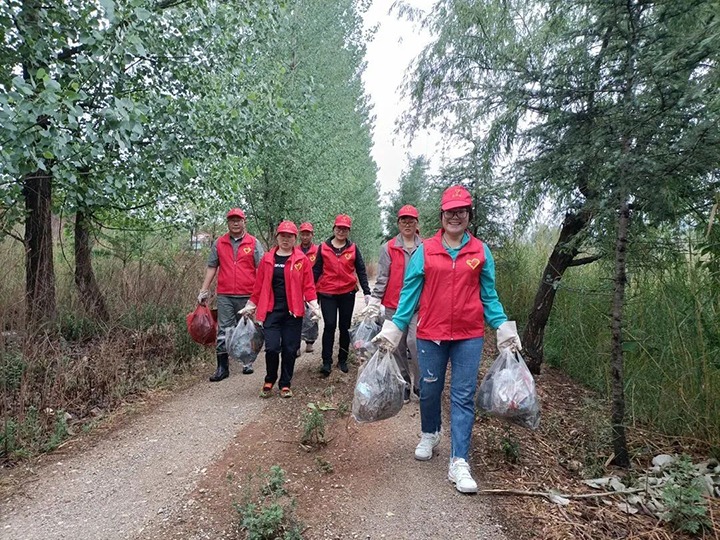 【云煤简讯】可保煤矿开展自愿服务活动｜后所煤矿举行2023年度入党起劲分子、生长工具培训班｜先锋化工举行“万名党员进党校”培训班