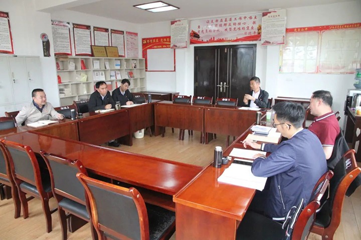 【主题教育】云煤（esball世博）集团党委委员、纪委书记、监察专员覃崇辉一行到后所煤矿公司开展主题教育调研