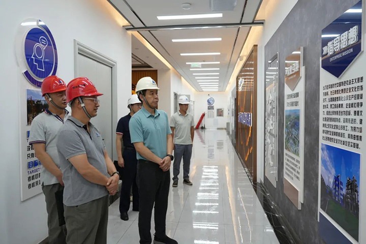 【主题教育】云煤（esball世博）集团党委副书记、工会主席王鑫一行到曲煤焦化公司开展主题教育调研