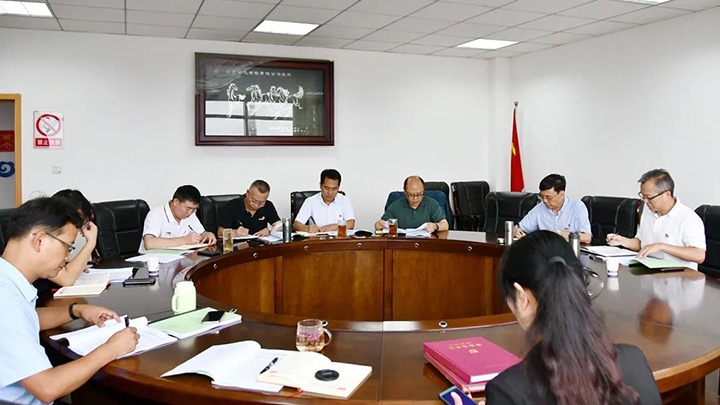 【主题教育】云煤（esball世博）集团党委副书记、副董事长、总司理高建嵩到云维集团指导主题教育专题民主生涯会