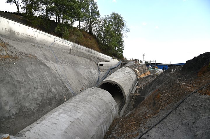陆东煤矿北翼新增回风斜井精准意会