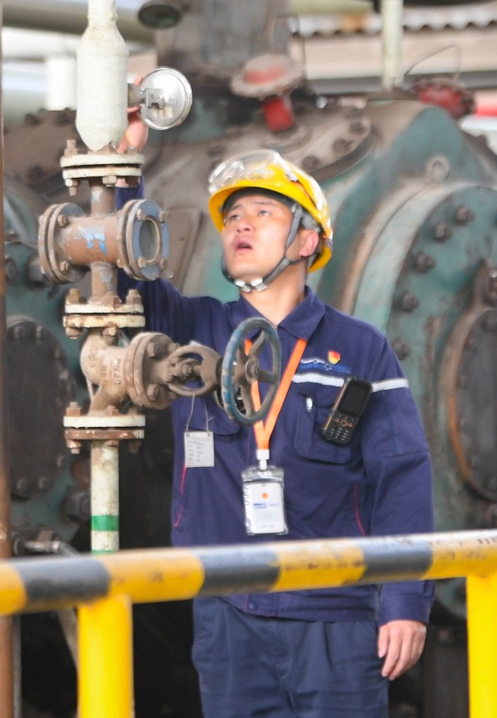 15.先锋化工 左加斌  单位02.jpg